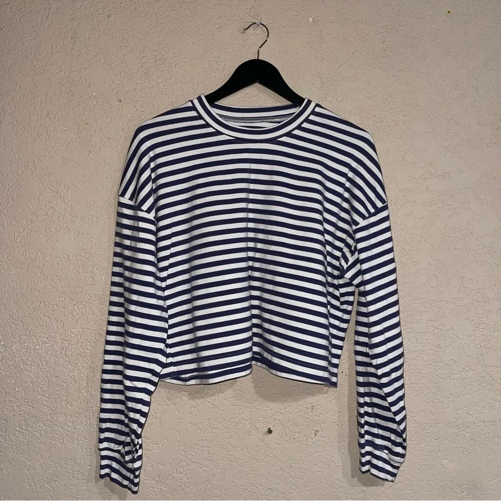 Daily Drills Black and White Striped Crewneck Sweater - Picture 2 of 10